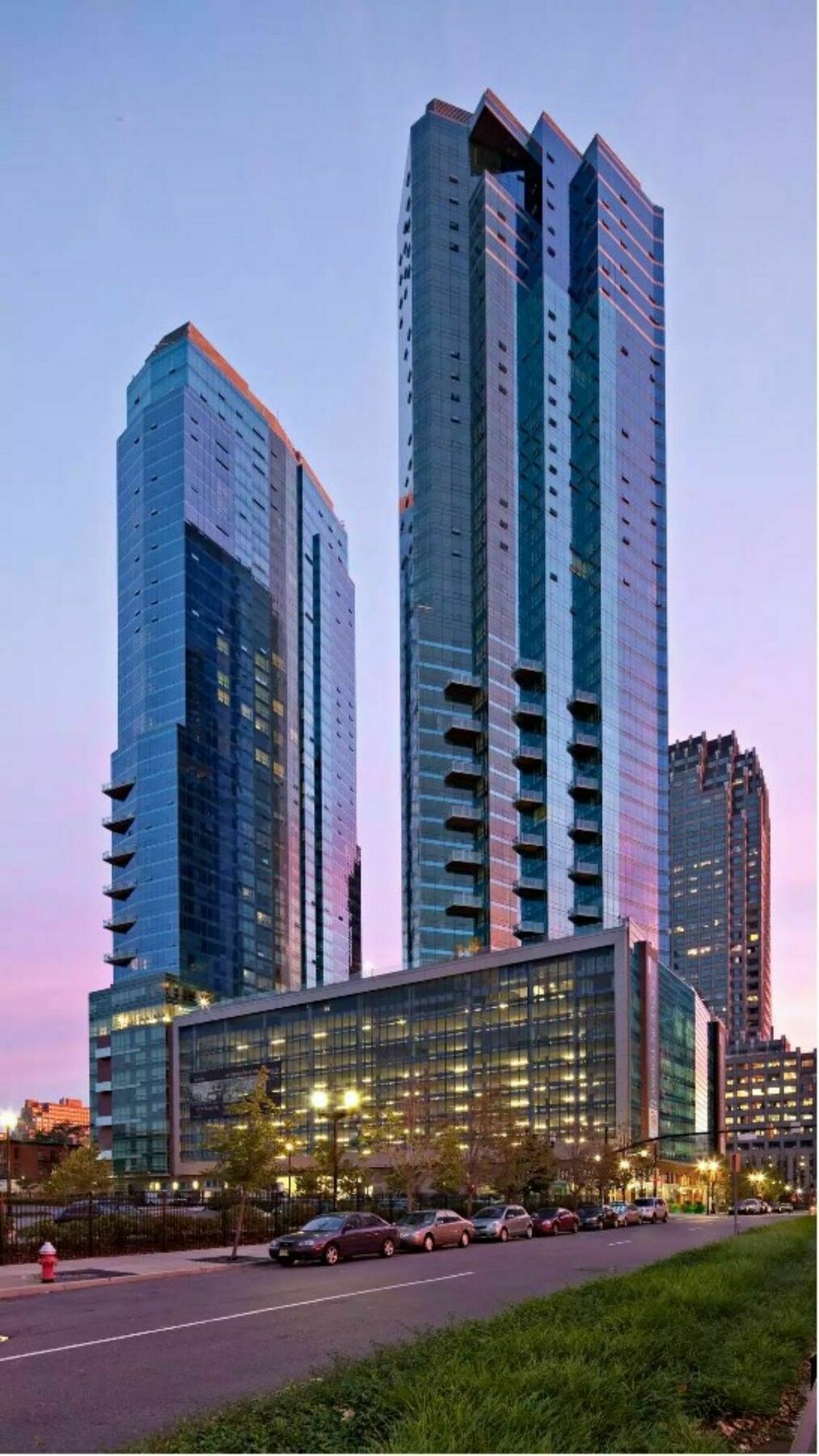 Global Luxury Suites At Greene Jersey City Exterior photo